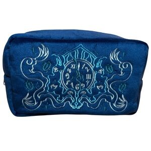 illumicrate The heart of time embroidered pouch - the last hour between